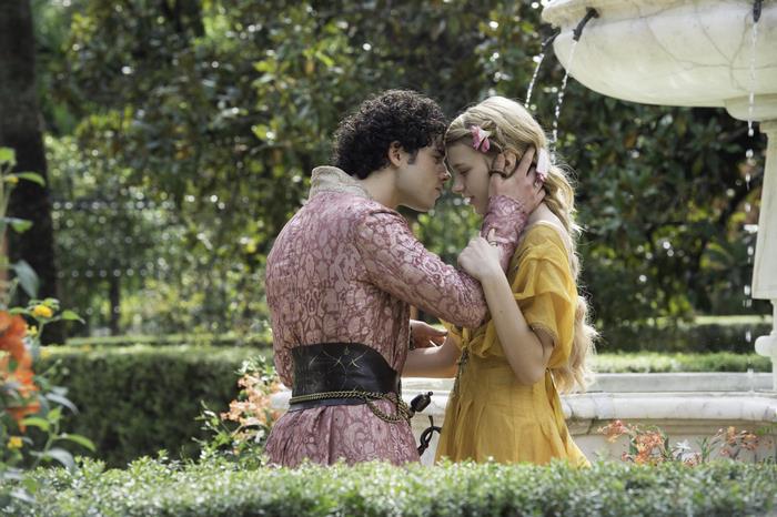 Myrcella Baratheon and Trystane Martell in a garden