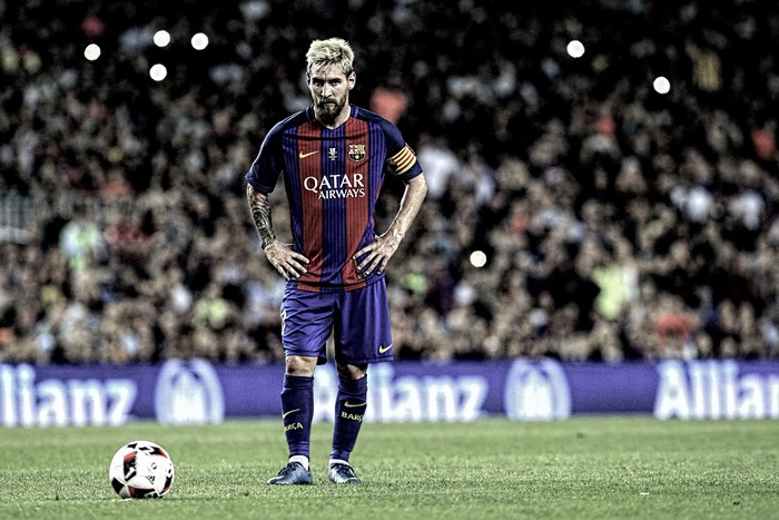 Lionel Messi in FC Barcelona Kit on the Field