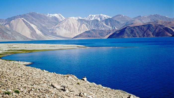Pangong Tso Lake Mountains 4K
