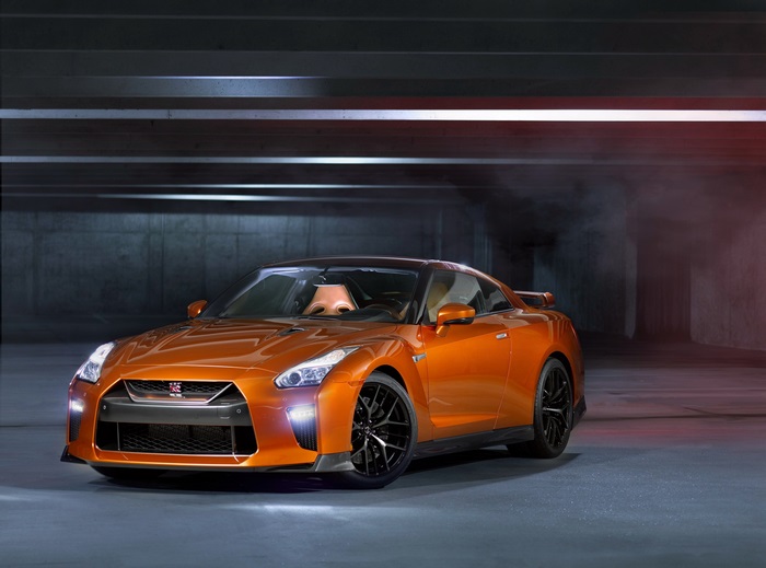 4K Nissan GT-R in garage