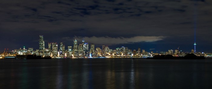 Night skyline of Seattle with Space Needle