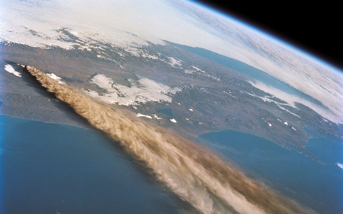 Volcanic Eruption in Chile from Space