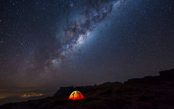 Tent under the Milky Way galaxy