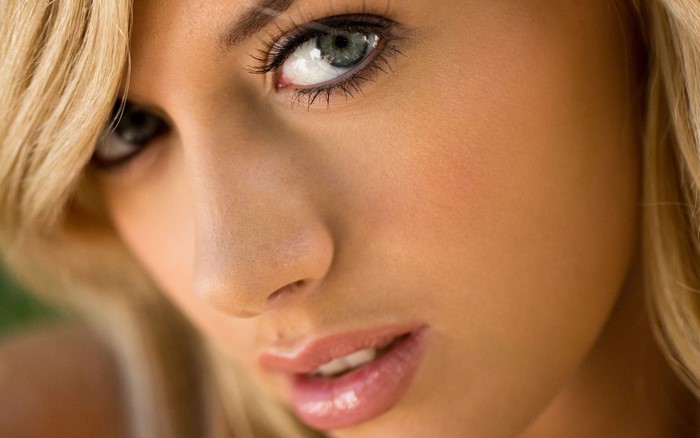 Emma Mae close-up portrait