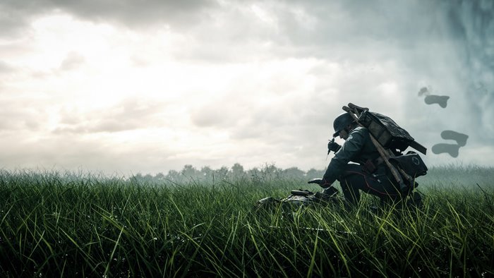 Soldier in a field during Battlefield 1