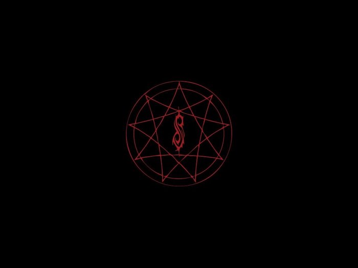 Slipknot logo on black background