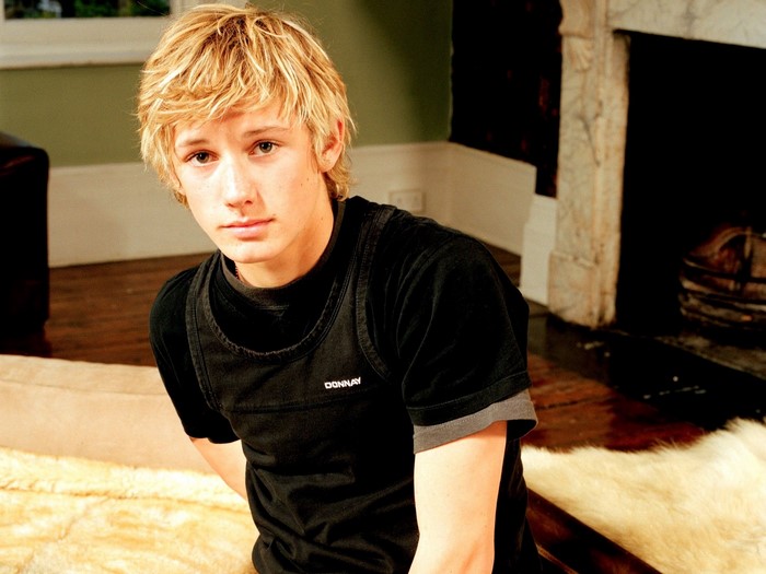 Alex Pettyfer in a black t-shirt