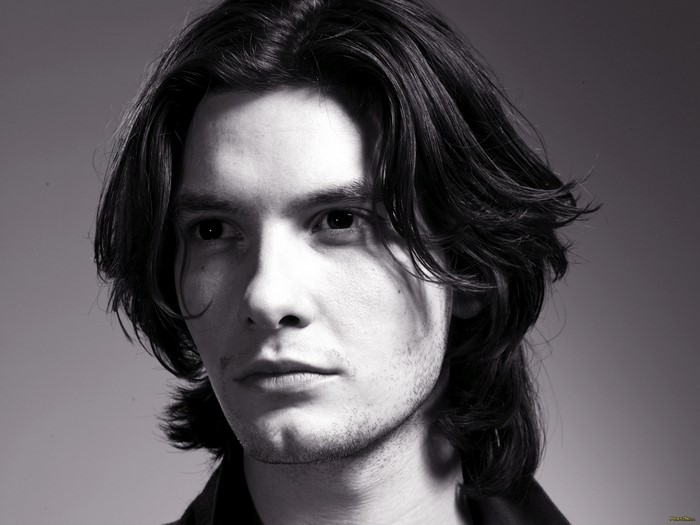 Ben Barnes actor with long dark hair