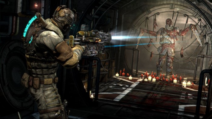 Isaac Clarke fighting a Necromorph in Dead Space