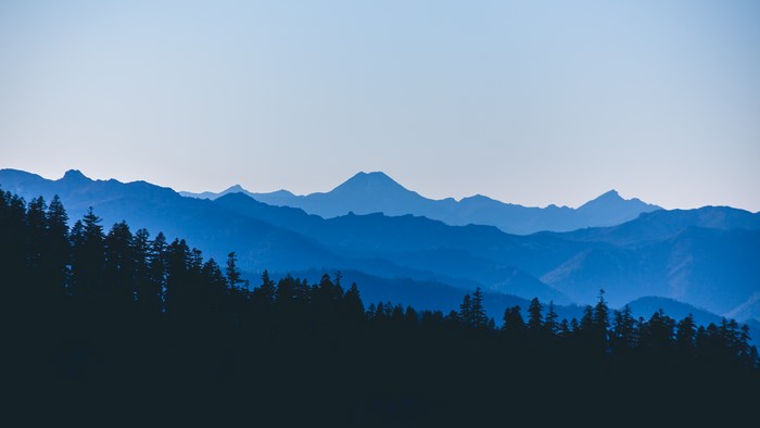 4K Mountain Range Silhouette