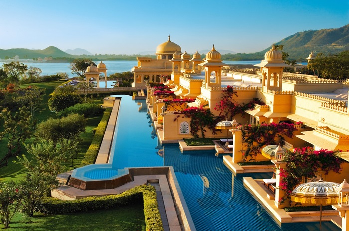 Luxury hotel with infinity pool overlooking lake in India
