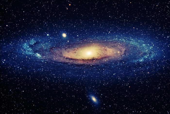 Stunning 4K Galaxy with Bright Central Core