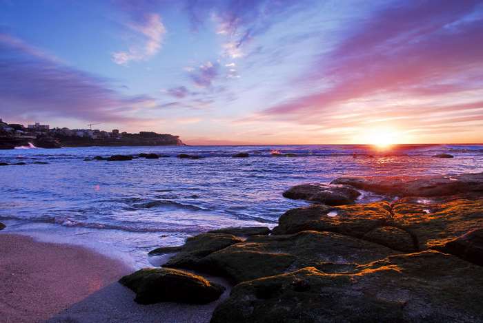 Sunrise over Bronte Beach, Sydney, Australia 4K