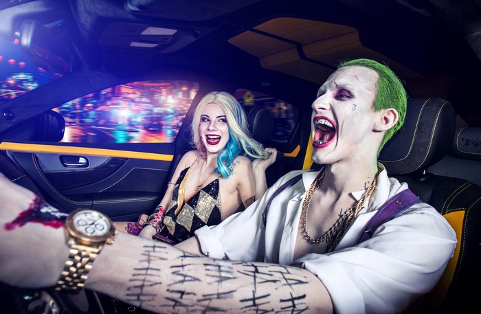 Harley Quinn and Joker in Car Cosplay