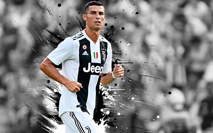 Cristiano Ronaldo playing for Juventus F.C.