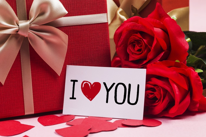 Red Roses and Romantic Love Gift