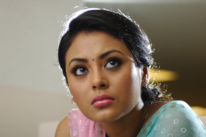 3008x2000 Actress Bollywood Hot Indian Lips Meenakshi Spicy