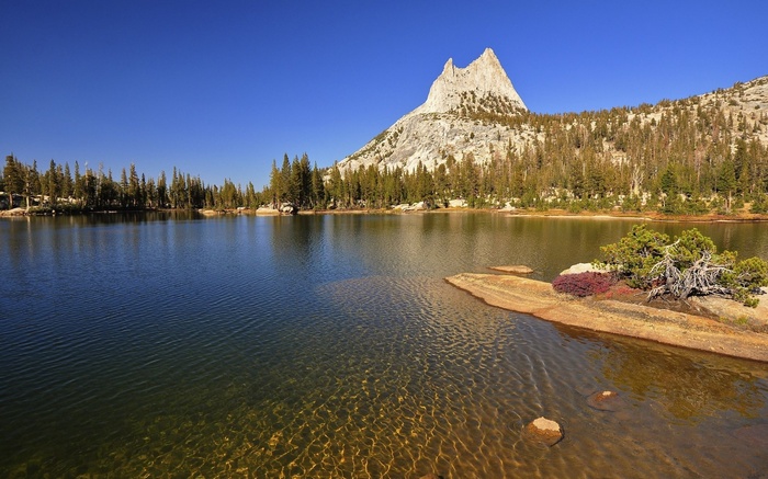 Cathedral Peak and lake in Yosemite National Park