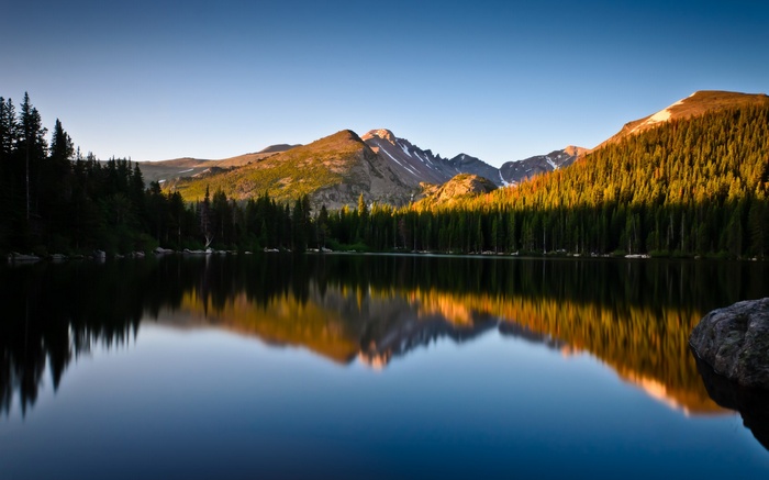 Lake and mountains at sunrise
