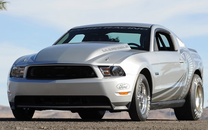 Ford Mustang Cobra Jet drag car