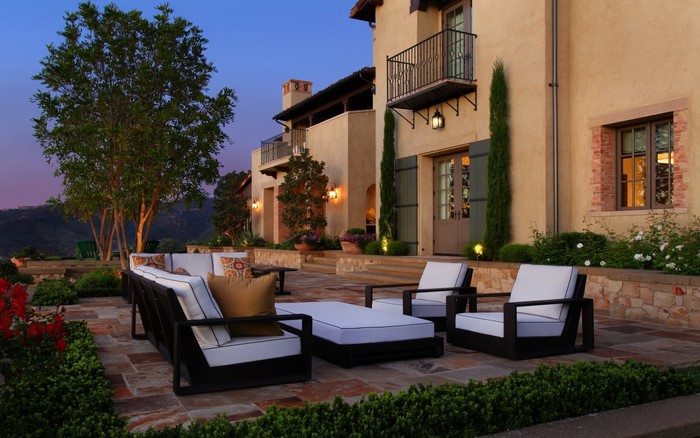 Luxury patio furniture at a Mediterranean villa