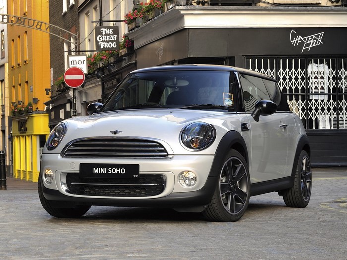 Silver Mini Cooper S with "MINI SOHO" plate