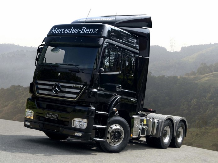 Black Mercedes-Benz Axor 2644 Truck