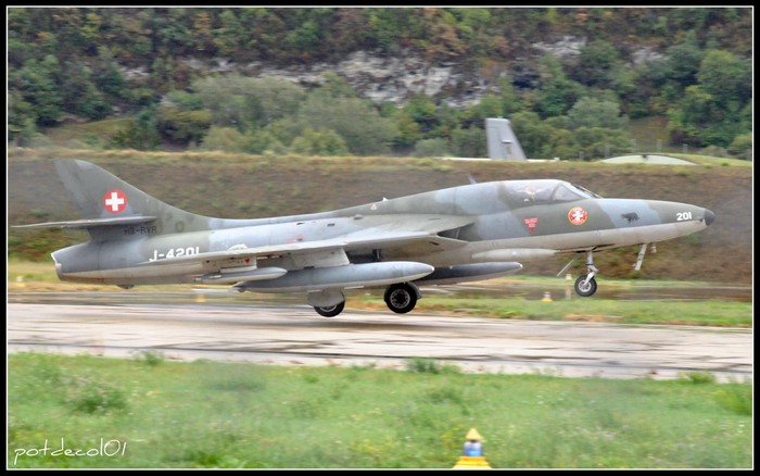 Swiss Air Force Hawker Hunter J-4201 on runway