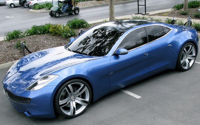 Blue Fisker Karma parked in a lot