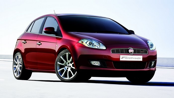 Red Fiat Bravo car