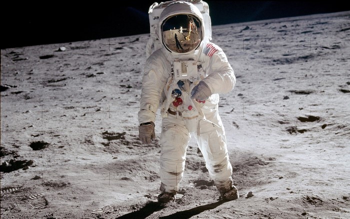 Astronaut on the Moon surface
