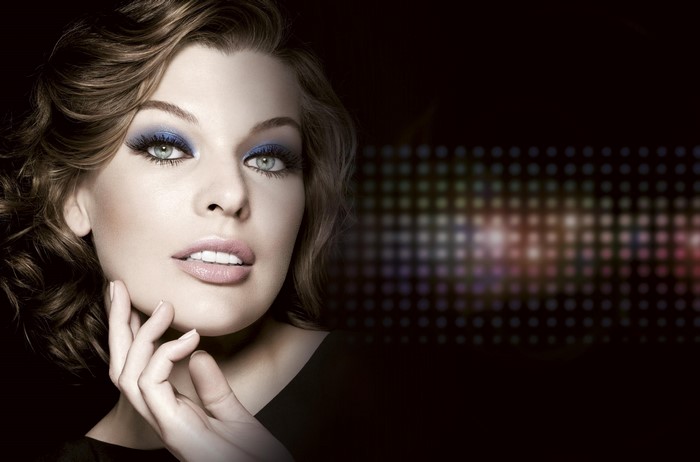 Milla Jovovich with blue eyeshadow