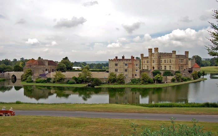 Leeds Castle in Kent, England