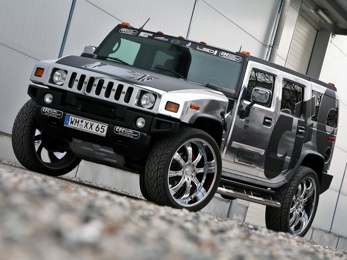 Chrome Hummer H2 with Custom Wheels