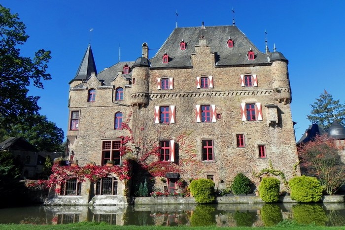 Castle Satzvey in Germany with moat