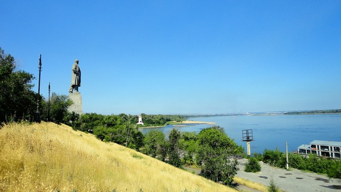 Monument on the bank of the Volga River in Volgograd