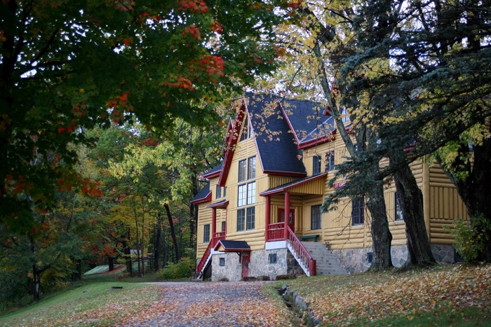 Houses Canada