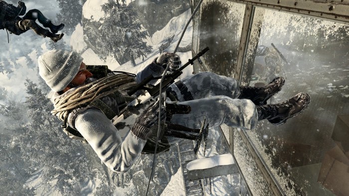 Soldiers rappelling down a snowy mountain in Call of Duty