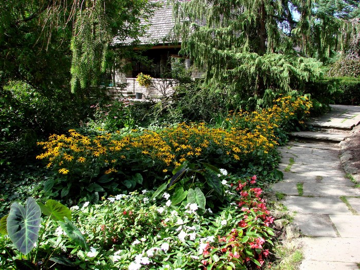 Edwards Garden in Toronto, Canada