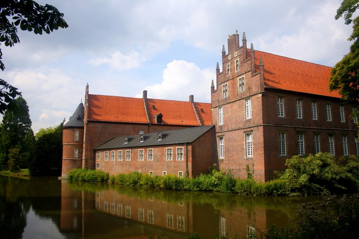 Castle Herten reflected in the water