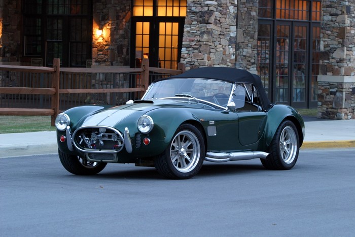 Green Cobra 427sc Roadster by Unique Motorcars