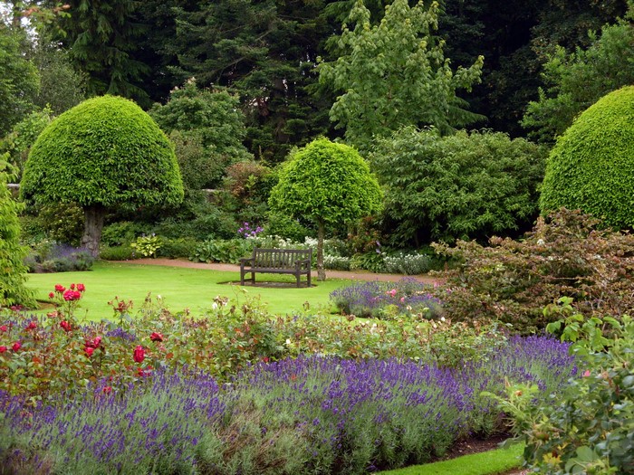 Crathes Castle gardens UK