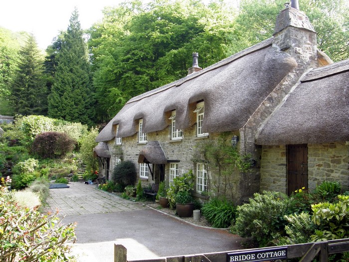 Thatched roof stone cottage in the United Kingdom