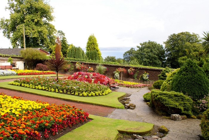 Gardens of Rotheay Castle, Scotland