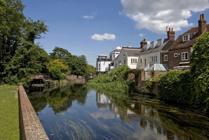 River with houses and trees in the United Kingdom