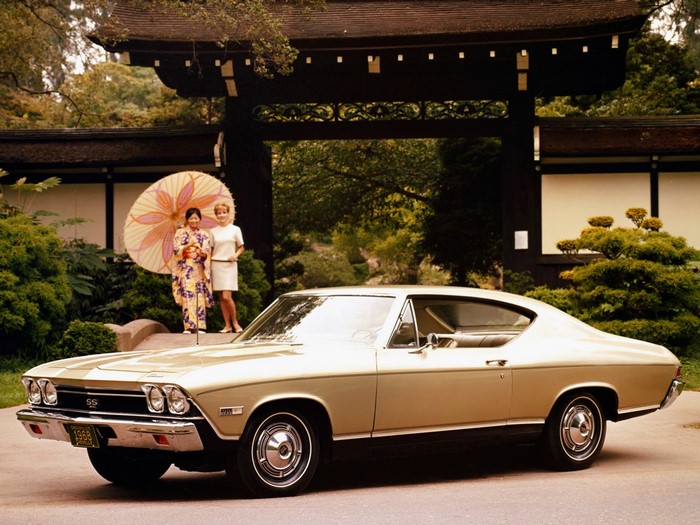 1968 Chevrolet Chevelle Malibu SS with two women