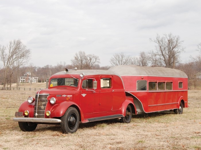 1938 Chevrolet Curtiss Aerocar bus
