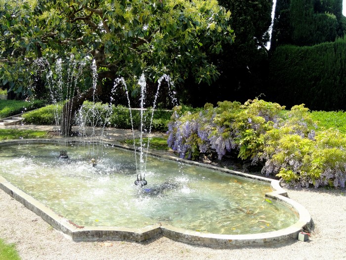 Fountain in Gardens of Villa Ephrussi de Rothschild, France