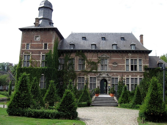 Castle Rullingen in Limburg, Belgium