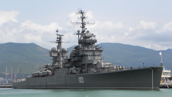 Russian Slava-class cruiser Moskva (105)